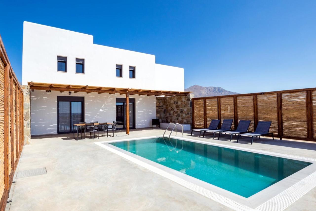Cato Agro 2, Seafront Villa With Private Pool Afiartis エクステリア 写真