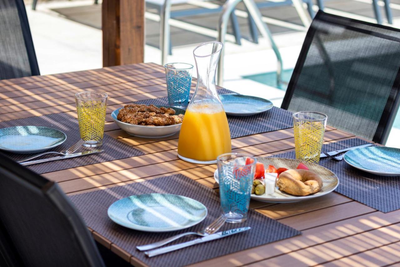 Cato Agro 2, Seafront Villa With Private Pool Afiartis エクステリア 写真